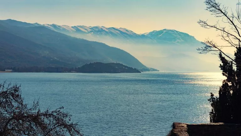 Ohrid-Lago in scala-2