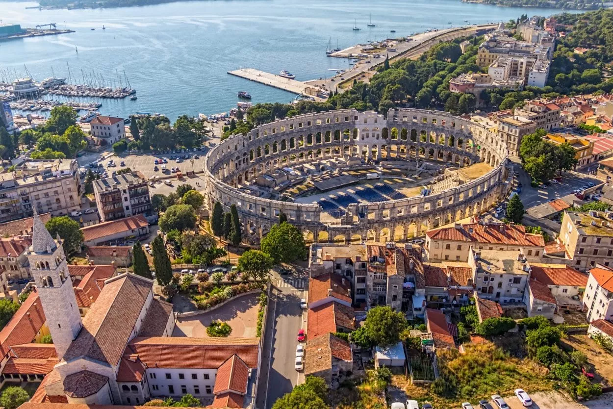 Pula-from-above
